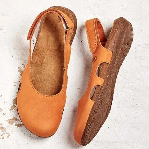 RILEY | STÖDANDE OCH BEKVÄMA SANDALER